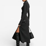 Carlene™ Enges Kleid mit Schlitz